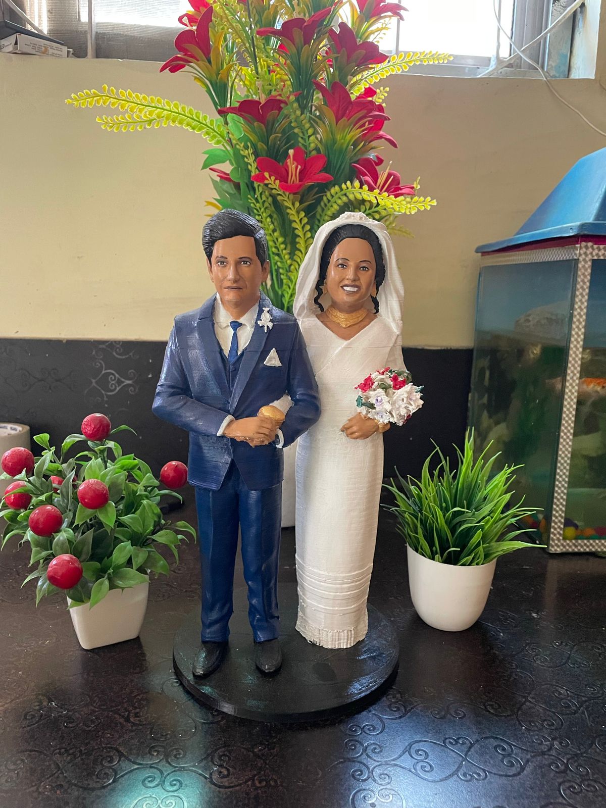 Couple 3d Miniature Statue