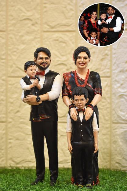 Couple 3d Miniature Statue